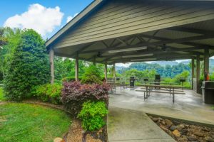 Mountainside Escape WP 234 3BD Pigeon Forge Condo Near Dollywood