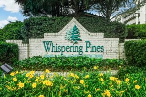 Whispering Pines 132 Downtown Pigeon Forge 2 Bedroom Condo near Dollywood