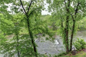 Cedar Lodge 204 River Mist Private 2 Bedroom Vacation Condo Rental Pigeon Forge Tennessee