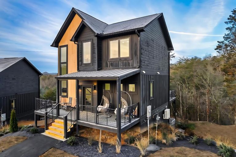 Image showcasing Home - Smoky Mountain Escapes Vacation Rentals