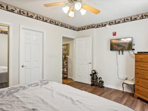 Whispering Pines Condo 511 Vacation Rental Pigeon Forge TN
