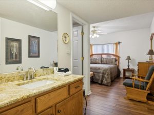 Whispering Pines Condo 511 Vacation Rental Pigeon Forge TN