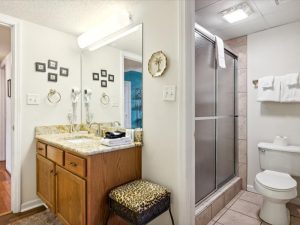 Whispering Pines Condo 511 Vacation Rental Pigeon Forge TN
