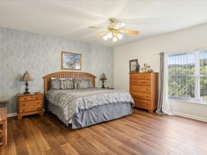 Whispering Pines Condo 511 Vacation Rental Pigeon Forge TN