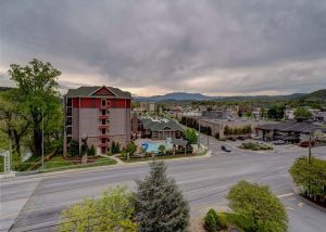 Bear Crossing Condo 503 in Pigeon Forge
