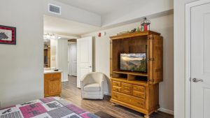 Riverside 2 Bedroom Condo at Cedar Lodge in Pigeon Forge