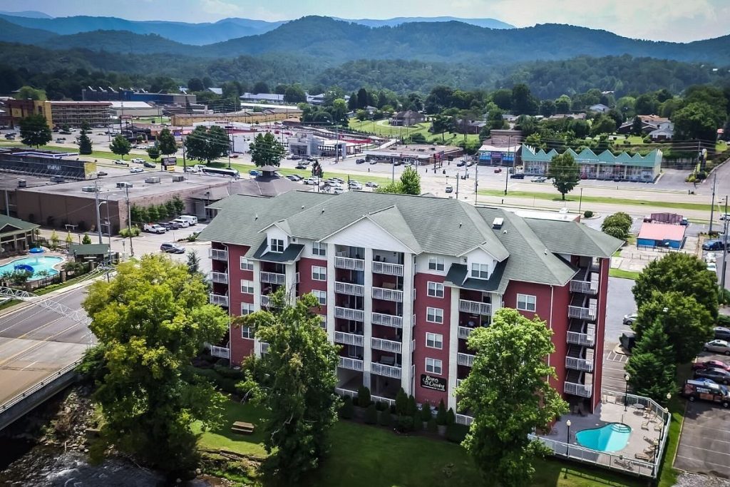 Bear Crossing Condos in Pigeon Forge