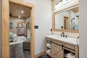 2 Bedroom Gatlinburg Cabin Vacation Rentals near Downtown and Rocky Top Sports World, Fly Me To The Moon