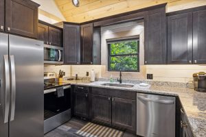 2 Bedroom Gatlinburg Cabin Vacation Rentals near Downtown and Rocky Top Sports World, Fly Me To The Moon