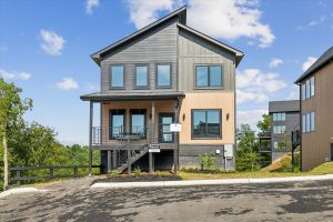 Starry Night Smoky Mountain Cabin 4 Bedroom at Reedmont