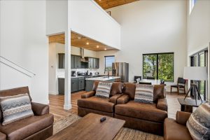Starry Night Smoky Mountain Cabin 4 Bedroom at Reedmont