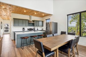Starry Night Smoky Mountain Cabin 4 Bedroom at Reedmont