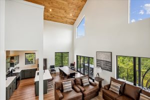 Starry Night Smoky Mountain Cabin 4 Bedroom at Reedmont