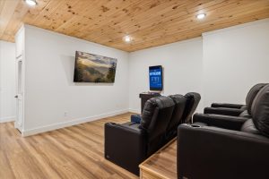 Starry Night Smoky Mountain Cabin 4 Bedroom at Reedmont