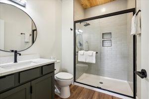 Starry Night Smoky Mountain Cabin 4 Bedroom at Reedmont
