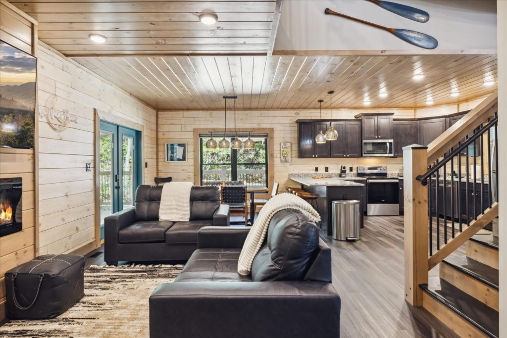Cabins with Indoor Pools Gatlinburg, Sevierville, and Pigeon Forge
