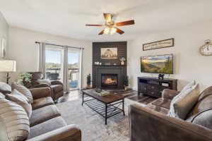 whispering pines 234 mountainside escape pigeon forge tn