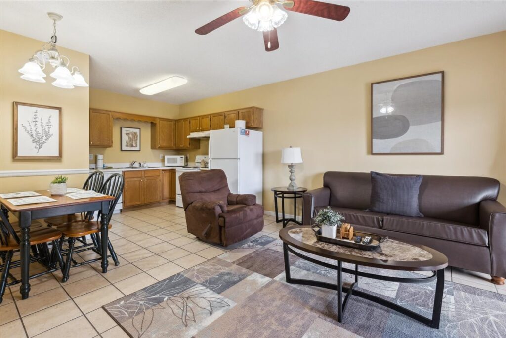 Whispering Pines Condo 101 Pigeon Forge TN