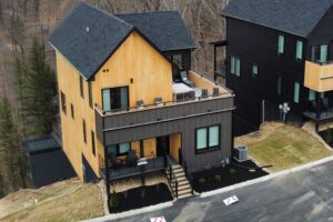 Five bedroom Sleeps 13 Free Dollywood and Soaky Mountain Ticket Vacation Rental