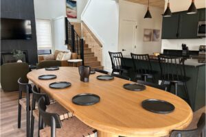 Five bedroom Sleeps 13 Free Dollywood and Soaky Mountain Ticket Vacation Rental