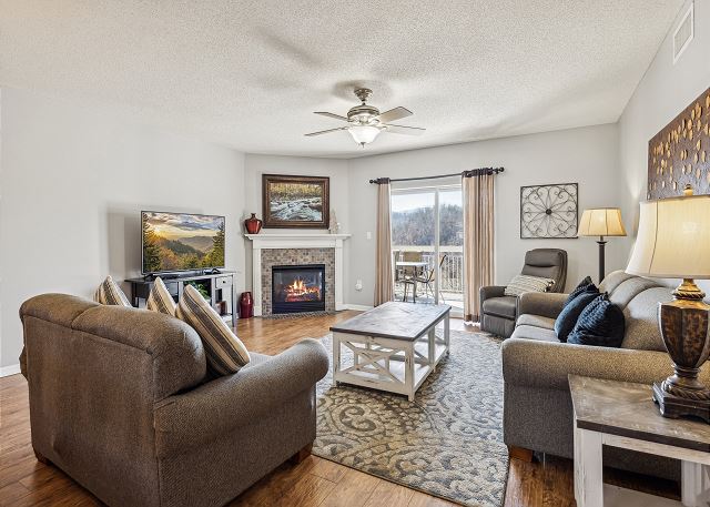 Whispering Pines 534 Downtown Retreat a 4 Bedroom Condo in Pigeon Forge TN