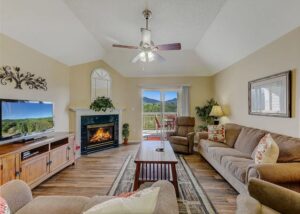 Whispering Pines 653 Majestic View Downtown Pigeon Forge Two Bedroom Condo