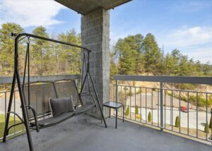 Whispering Pines 101 Downtown Pigeon Forge one bedroom vacation rental