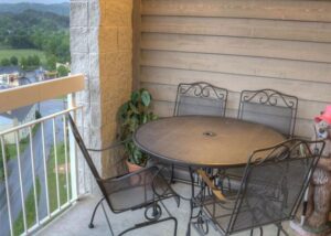 Whispering Pines 141 City Lights Center of Pigeon Forge Condo Rental