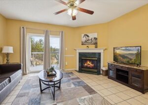 Whispering Pines 101 Downtown Pigeon Forge one bedroom vacation rental
