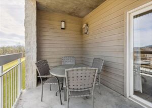 Whispering Pines 101 Downtown Pigeon Forge one bedroom vacation rental
