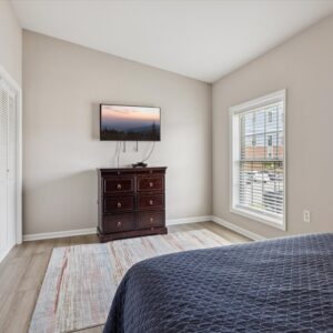 Downtown Pigeon Forge Island Escape 1 Bedroom Condo near The Island