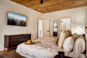 Five Bedroom Large Vacation rental Cabin near Dollywood Knoxville Pigeon Forge Smoky Mountain Top 10 Vacation Rental