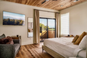 Five Bedroom Large Vacation rental Cabin near Dollywood Knoxville Pigeon Forge Smoky Mountain Top 10 Vacation Rental