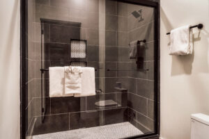 Five Bedroom Large Vacation rental Cabin near Dollywood Knoxville Pigeon Forge Smoky Mountain Top 10 Vacation Rental