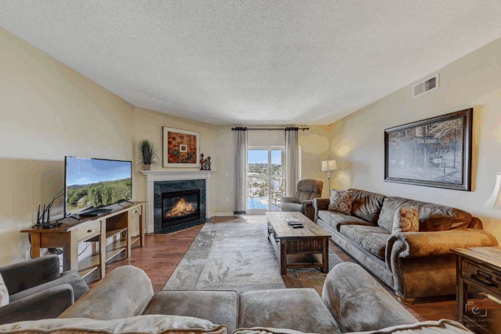 Whispering Pines Condo 233 Always Dreaming Two Bedroom Downtown Pigeon Forge Rental