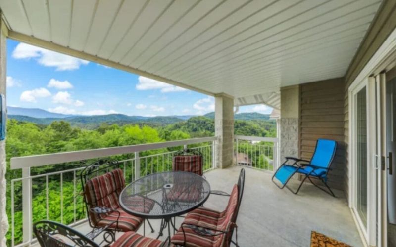 Two Bedroom Whispering Pines 453 Downtown Pigeon Forge Condo Near Dollywood Indoor and Outdoor Pool