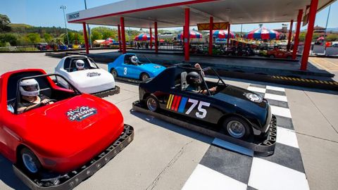 Discount Tickets when you vacation with Smoky Mountain Escapes in Sevierville, Pigeon Forge and Gatlinburg