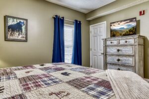 Whispering Pines Condo 443 Splendor at the Pines Downtown Pigeon Forge Vacation Condo with a Smoky Mountain View