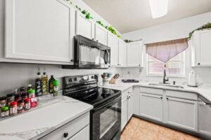 Cedar Lodge Vacation Condo Cabin Rental 605 Riverside Retreat Near Dollywood on the River