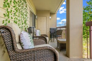 Cedar Lodge Vacation Condo Cabin Rental 605 Riverside Retreat Near Dollywood on the River