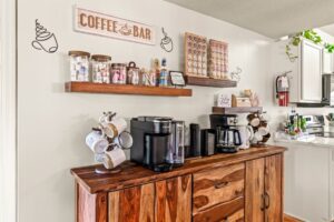 Cedar Lodge Vacation Condo Cabin Rental 605 Riverside Retreat Near Dollywood on the River