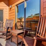 Downtown Gatlinburg Condo Baskins Creek 403 Sleeps 8-Covered Parking-Summer Pool Access