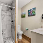 Downtown Gatlinburg Condo Baskins Creek 403 Sleeps 8-Covered Parking-Summer Pool Access