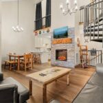 Downtown Gatlinburg Condo Baskins Creek 403 Sleeps 8-Covered Parking-Summer Pool Access