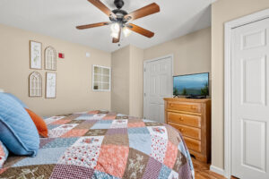 Whispering Pines 141 City Lights