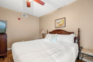 Whispering Pines Condo 211 Easy Street Downtown Pigeon Forge One Bedroom Condo near Dollywood