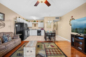 Whispering Pines Condo 211 Easy Street Downtown Pigeon Forge One Bedroom Condo near Dollywood