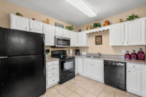 Whispering Pines Condo 211 Easy Street Downtown Pigeon Forge One Bedroom Condo near Dollywood