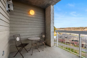 Whispering Pines Condo 211 Easy Street Downtown Pigeon Forge One Bedroom Condo near Dollywood