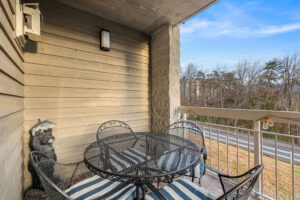 Whispering Pines Condo 411 Dream A Little Dream Walkin Level Vacation Rental Downtown Pigeon Forge